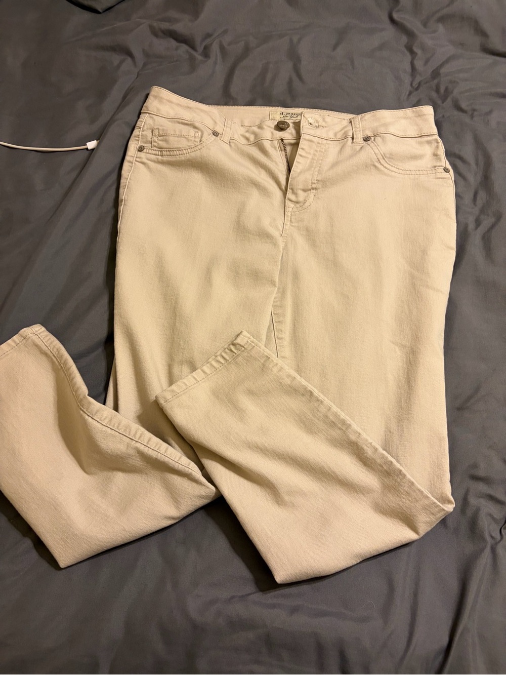 d. jeans Cream Straight-Leg Women's Jeans